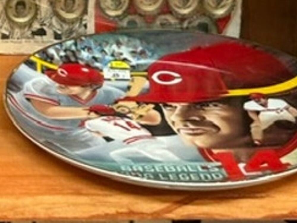 Pete Rose Cincinnati Reds #14 Baseball’s Living Legend Collector Plate